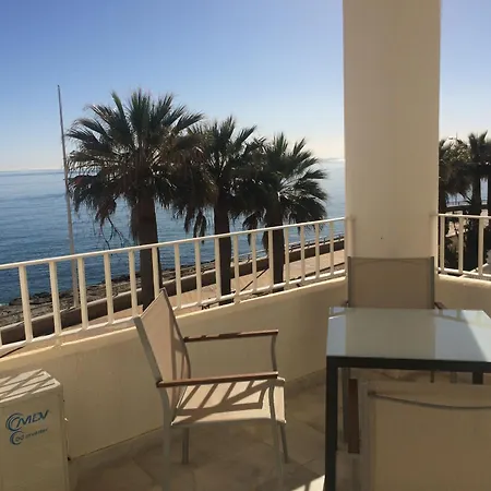 Apartment Fuentes De
