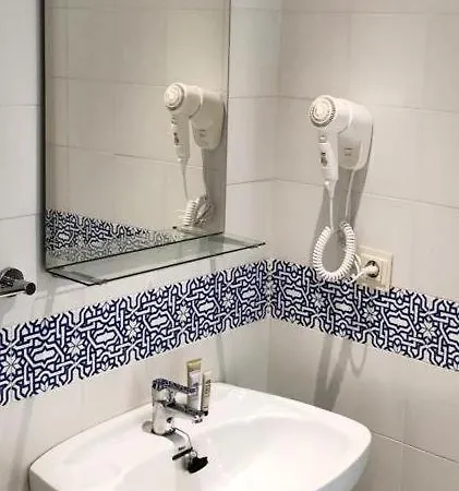 Fuentes De * נרחה