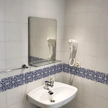 Fuentes De דירה